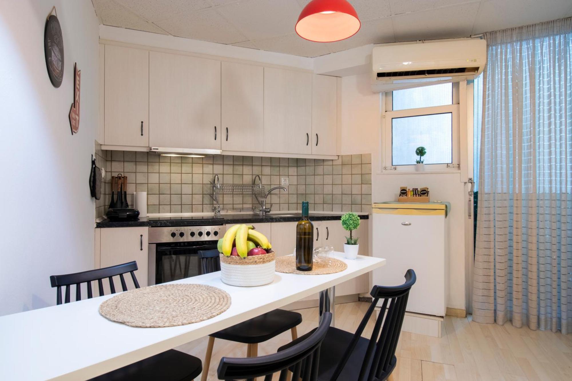 Modern City Apt In The Heart Of Heraklion Экстерьер фото