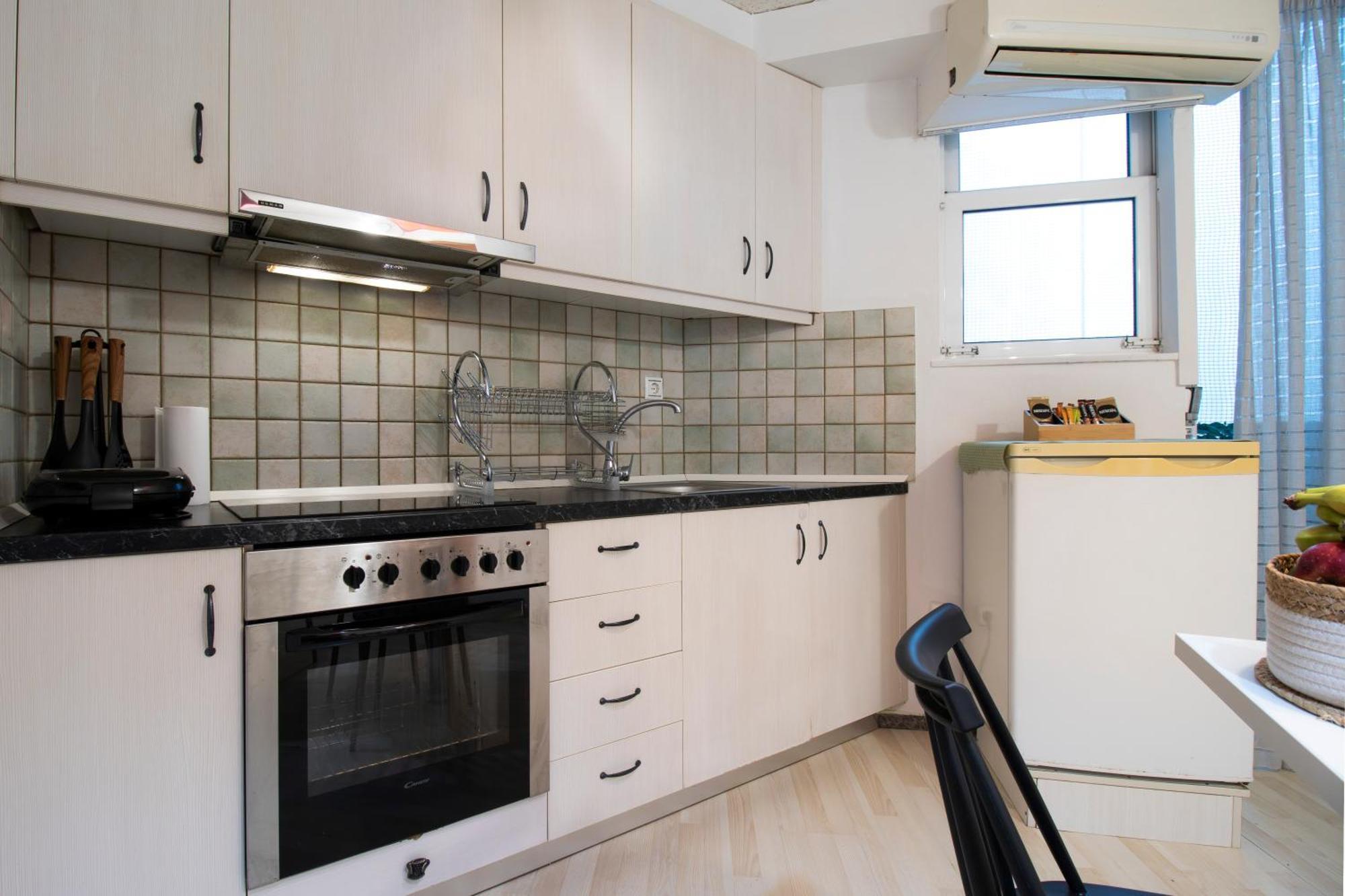 Modern City Apt In The Heart Of Heraklion Экстерьер фото