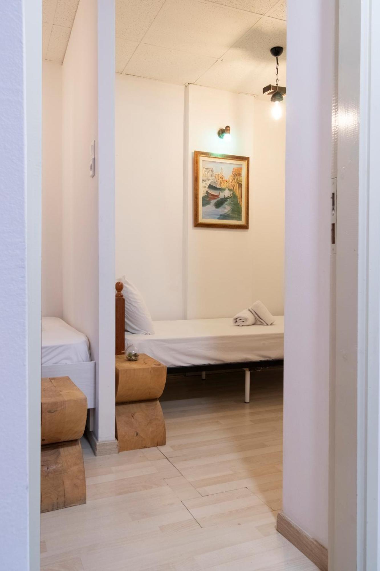 Modern City Apt In The Heart Of Heraklion Экстерьер фото